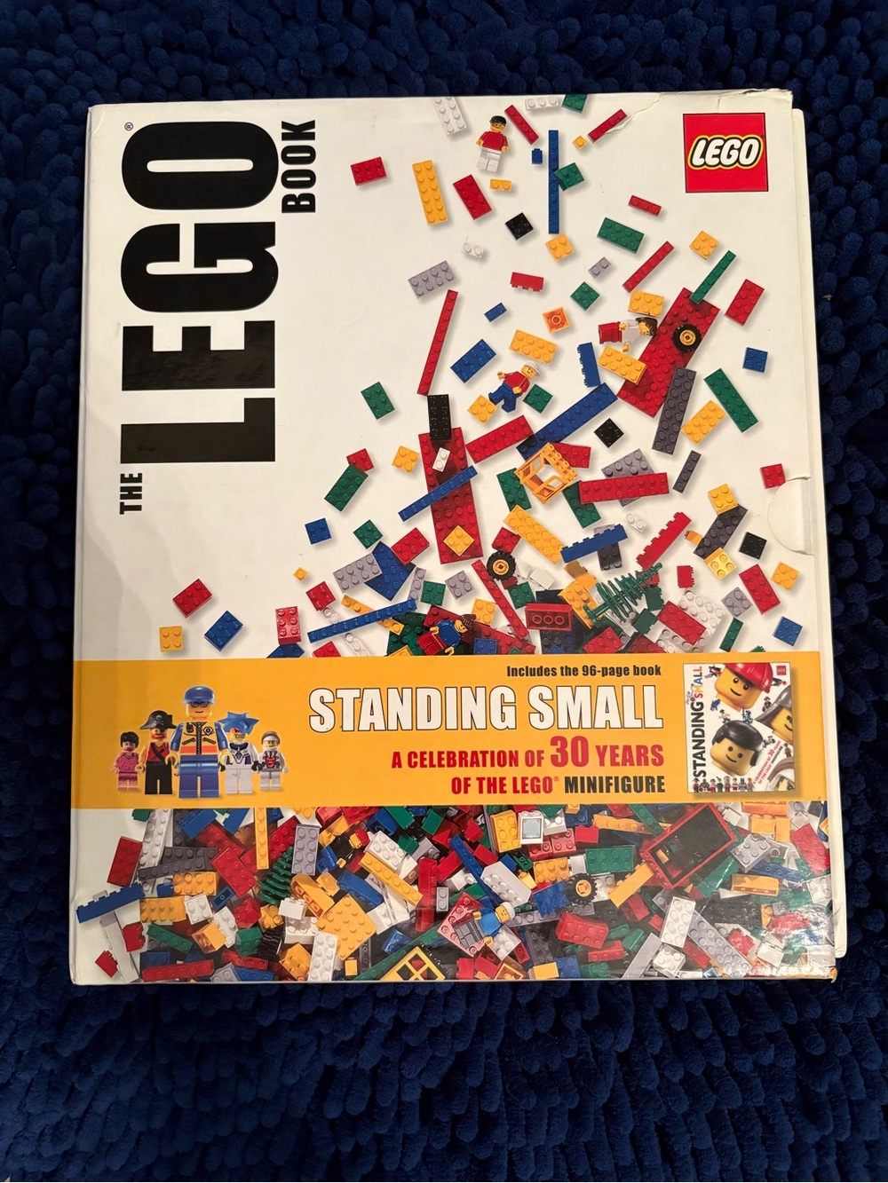 LEGO - A two book set that celebrates 30 years of the LEGO Minifigure